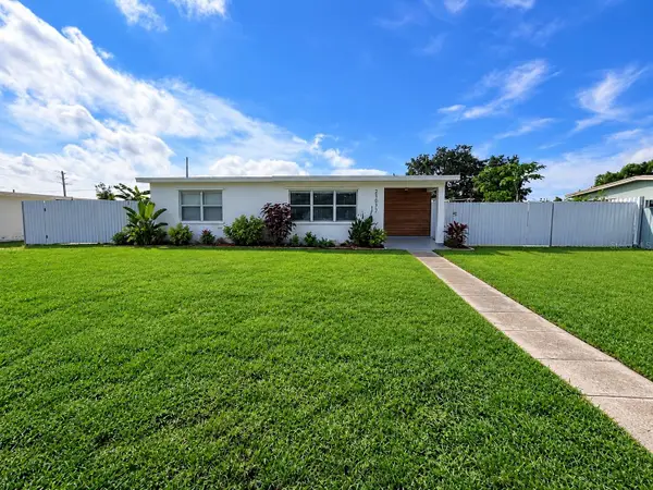 21077 Midway Boulevard, PORT CHARLOTTE, FL 33952