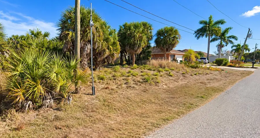 18034 Avonsdale Circle, Port Charlotte, FL 33948 - #3