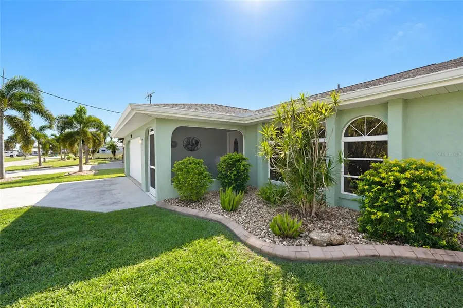 18231 Hottelet Circle, Port Charlotte, FL 33948 - #2