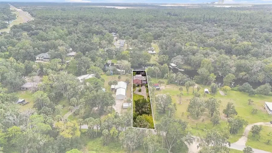 360 S Inglis Avenue, Inglis, FL 34449 - #2