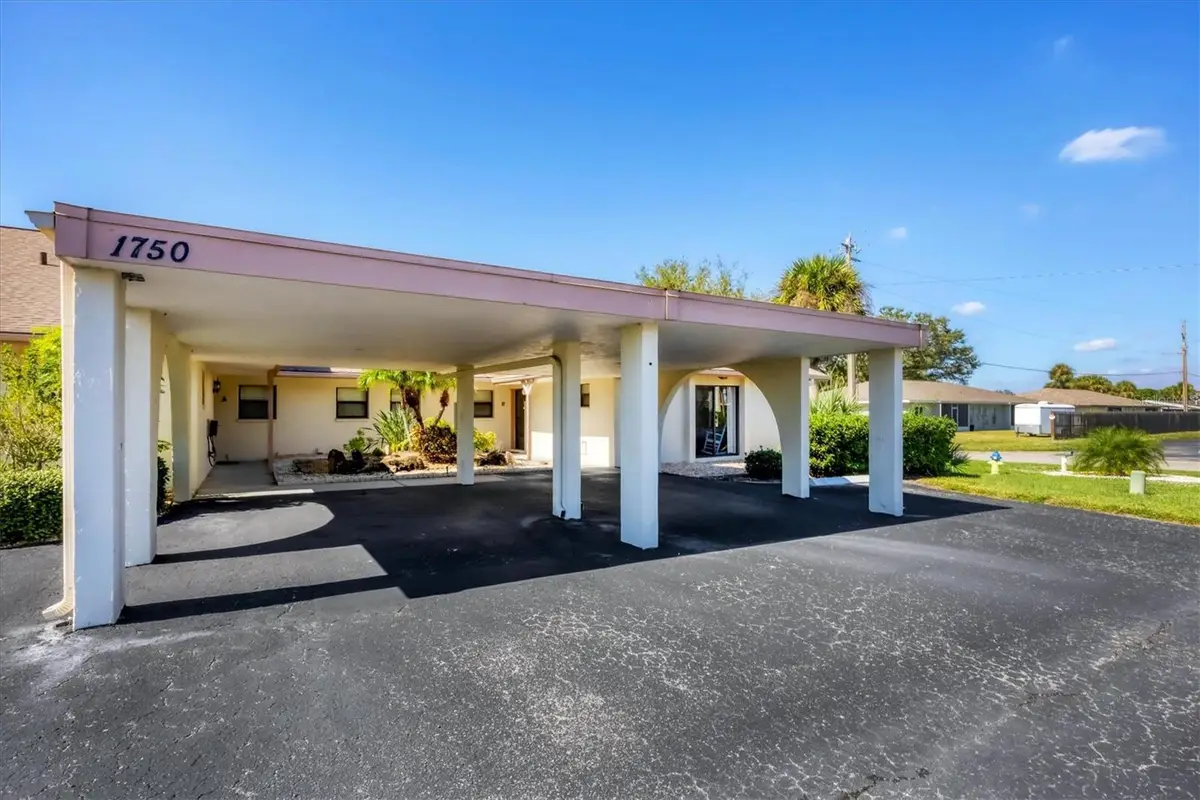 1750 Lake Place #1750-B, Venice, FL 34293 - Image #1