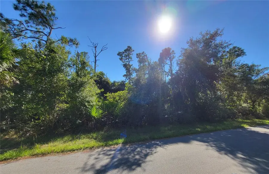 18321 Sarcee Avenue, Port Charlotte, FL 33948 - Image #3