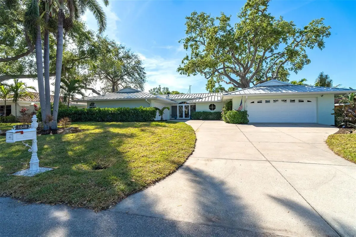 1648 Shelburne Lane, Sarasota, FL 34231 - Image #1
