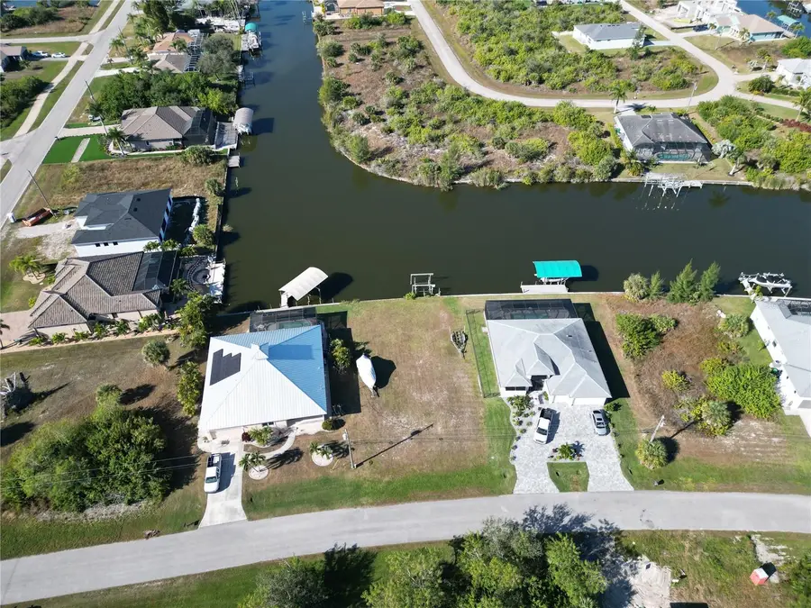 8050 Arlewood Circle, Port Charlotte, FL 33981 - Image #3