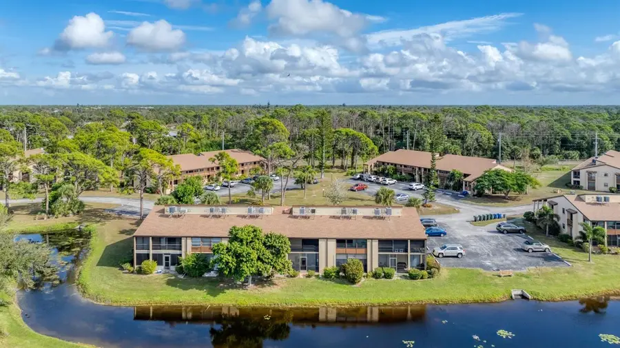 11 Quails Run Boulevard #2, Englewood, FL 34223 - Image #3