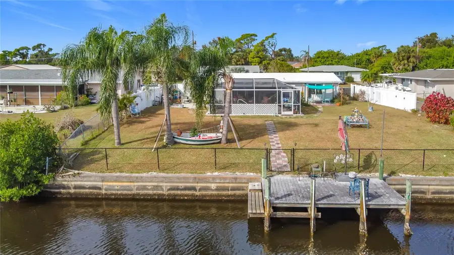 551 W Tarpon Boulevard Nw, Port Charlotte, FL 33952 - Image #3