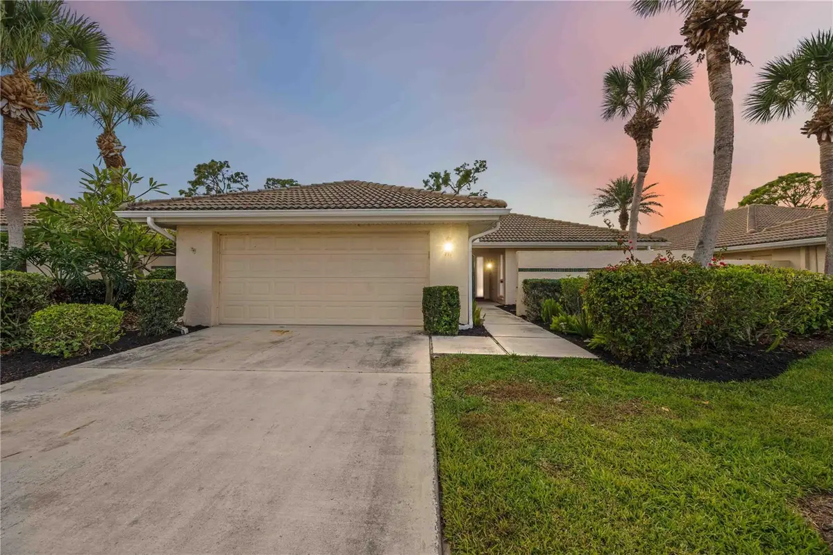 717 Carnoustie Terrace #9, Venice, FL 34293 - Image #1