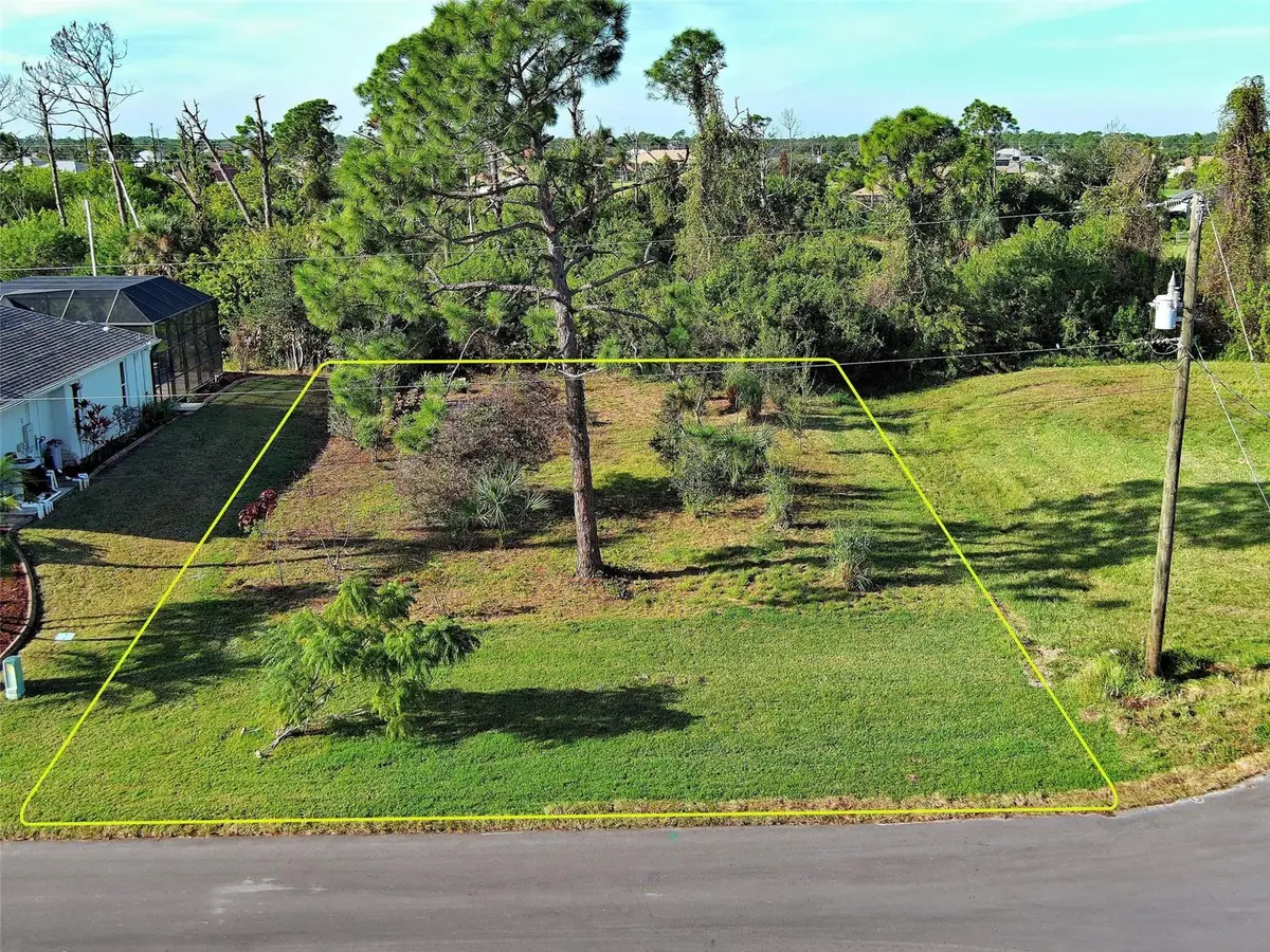 43 Tee View Road, Rotonda West, FL 33947 - #1