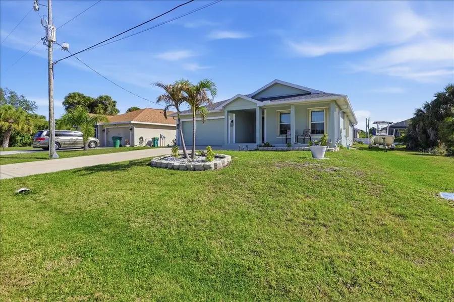 138 Sunny Way, Rotonda West, FL 33947 - #2