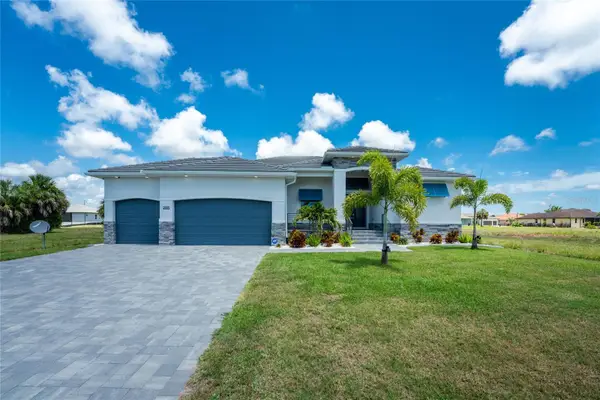 255 Rotonda Boulevard S, ROTONDA WEST, FL 33947