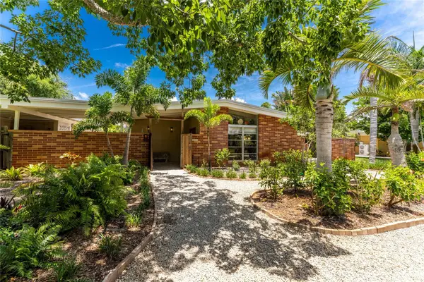 20 Spaniards Road, PLACIDA, FL 33946