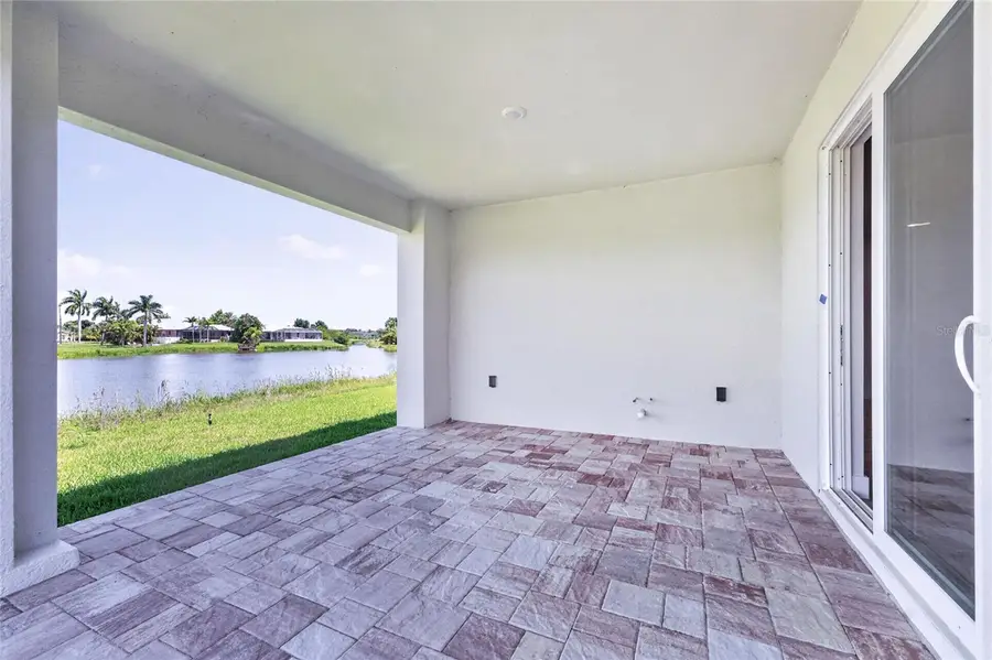 205 Redwood Road, Rotonda West, FL 33947 - #3