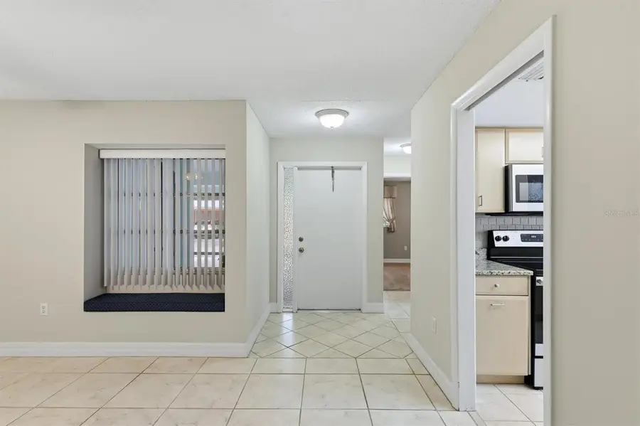 6283 Green View Circle S #102, Sarasota, FL 34231 - #2