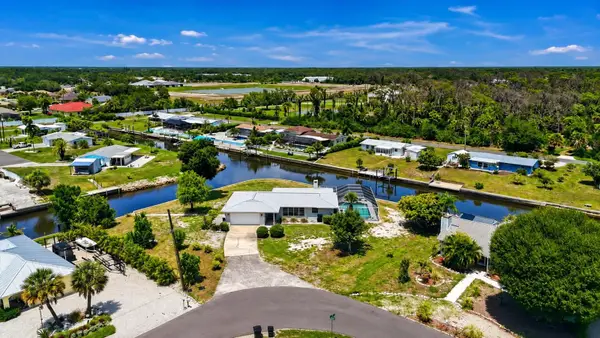 898 E 6th Street, ENGLEWOOD, FL 34223