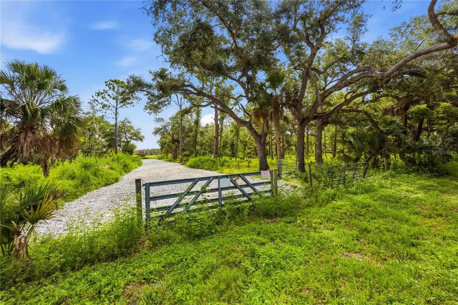 S Moon Drive, Venice, FL 34292 - #2