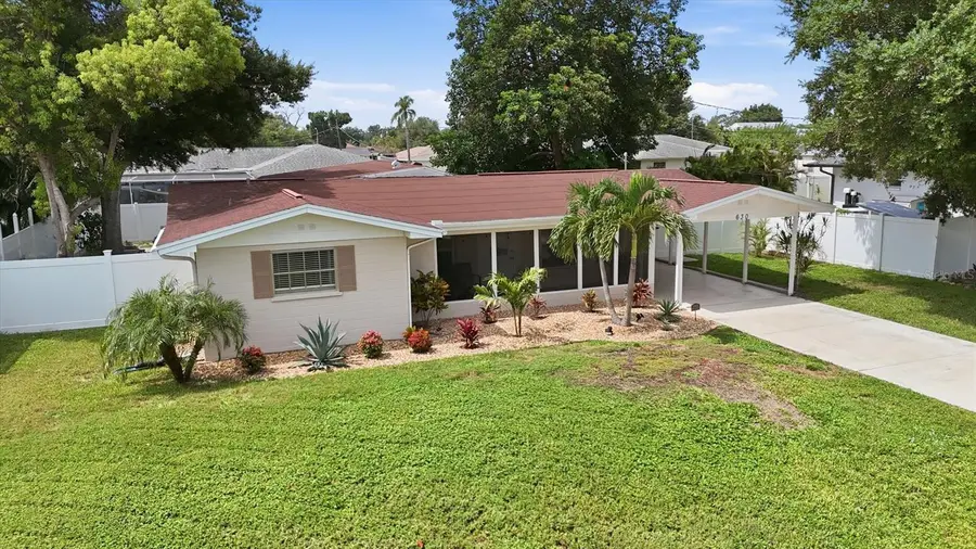 630 E Seminole Drive, Venice, FL 34293 - #3