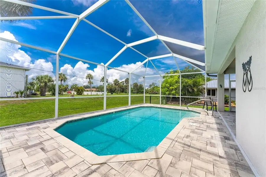 93 Mark Twain Lane, Rotonda West, FL 33947 - #3