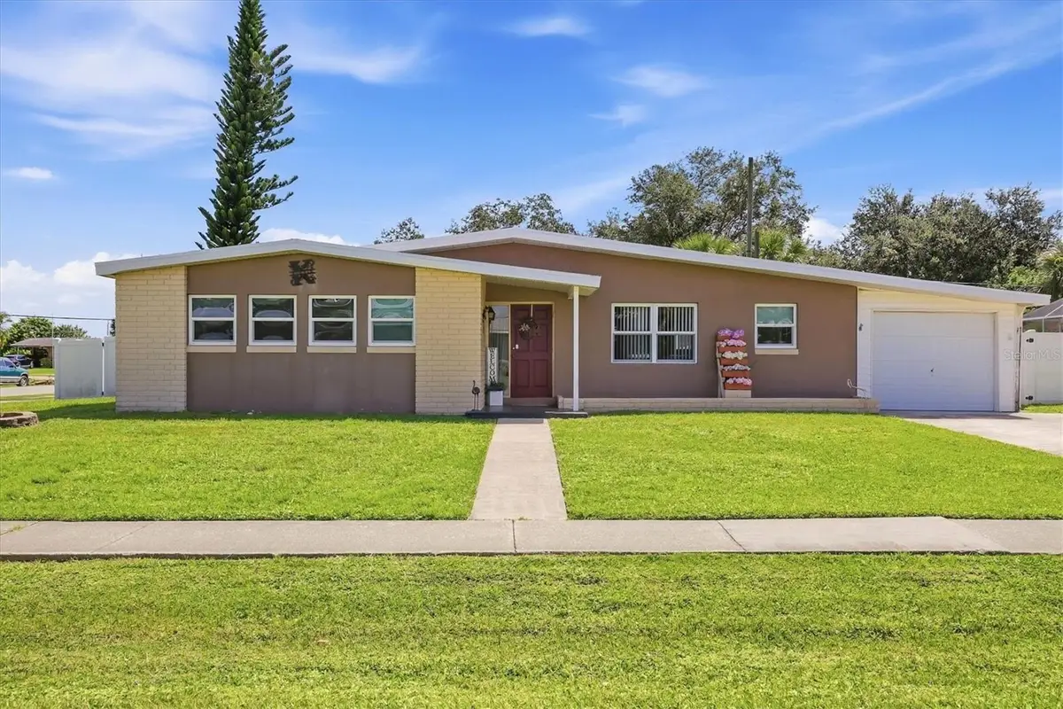 2424 Warne Street, Port Charlotte, FL 33952 - #1