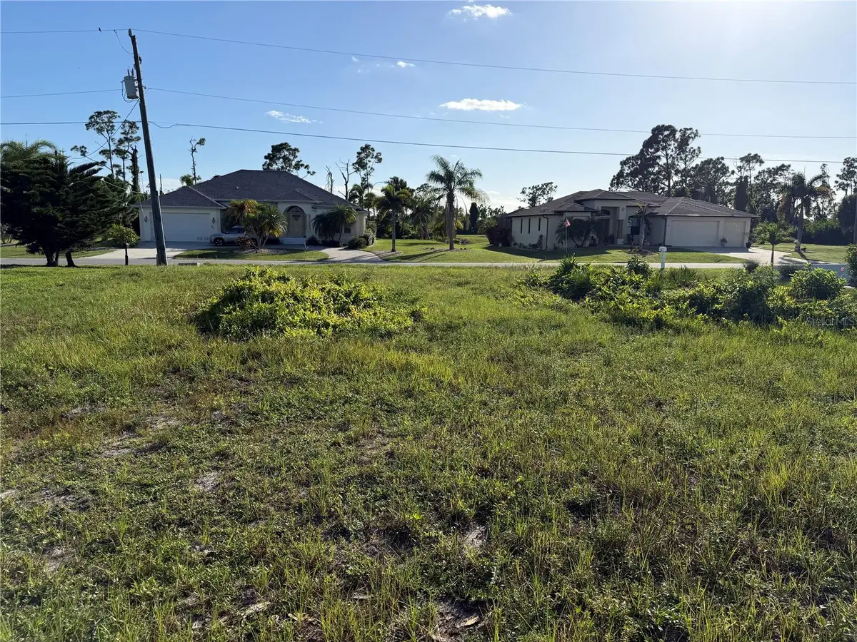 81 Pine Valley Ct, Rotonda West, FL 33947 - #1