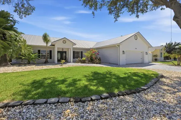 7376 Memorial Drive, PORT CHARLOTTE, FL 33981