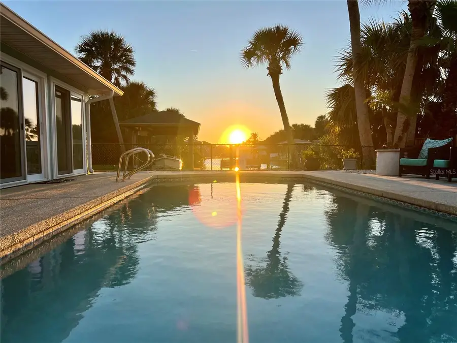 323 N 10th Street, Flagler Beach, FL 32136 - Image #2