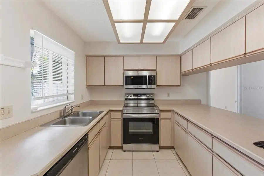 22 Pinelynn Lane, Palm Coast, FL 32164 - Image #2