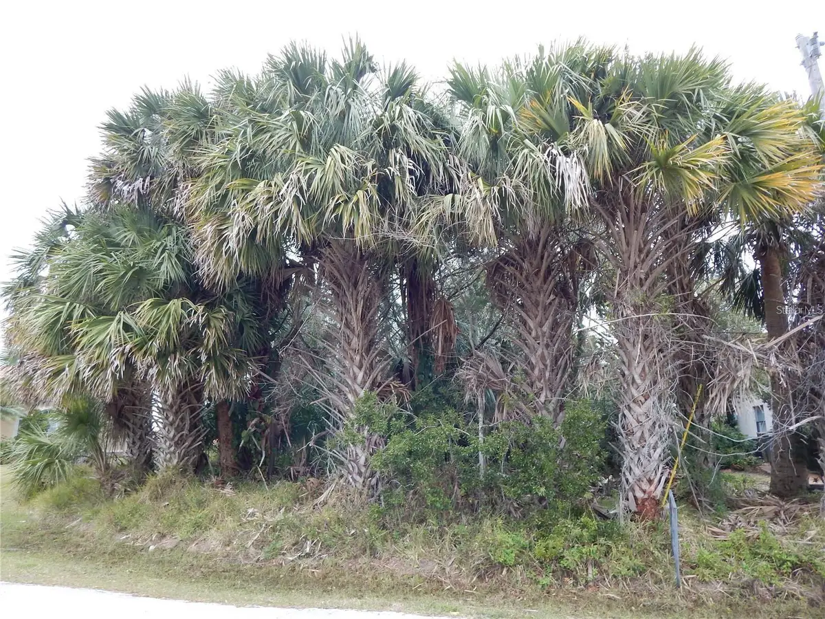 8 Collingville Court, Palm Coast, FL 32137 - Image #1