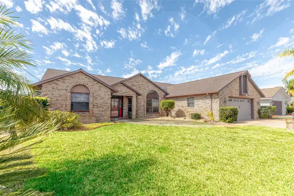 27 Cherrytree Court, PALM COAST, FL 32137