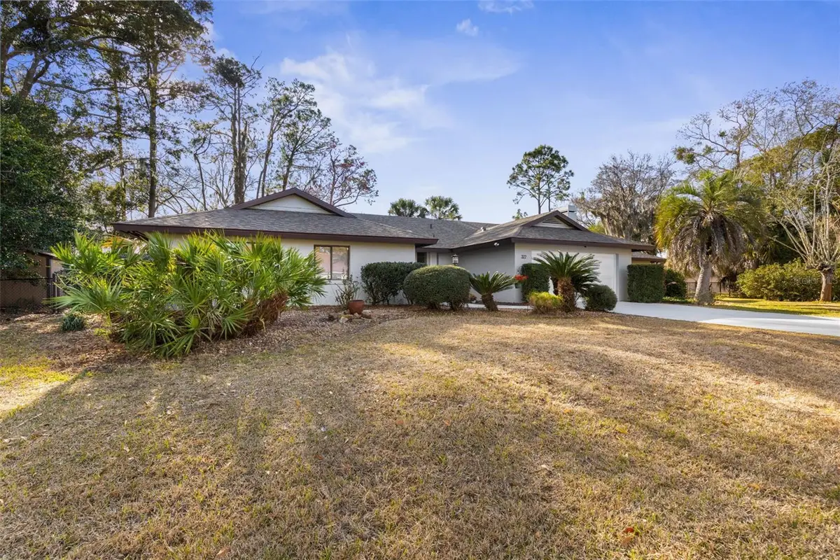 322 Wellington Drive, Palm Coast, FL 32164 - #1