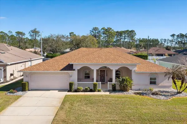 8 Eagle Place, PALM COAST, FL 32164