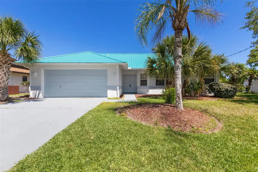 21 Crescent Court S, Palm Coast, FL 32137 - #2