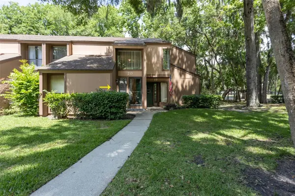 20 Broadmore Circle, PALM COAST, FL 32137