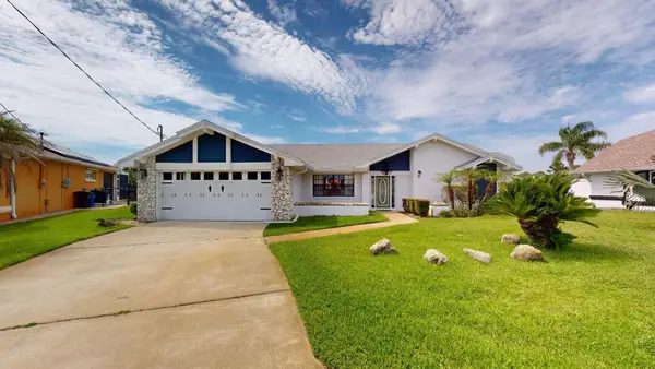 1 Cherrytree Court, PALM COAST, FL 32137