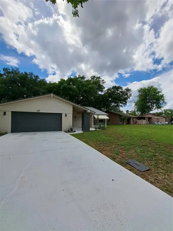 37 Cooper Lane, PALM COAST, FL 32137