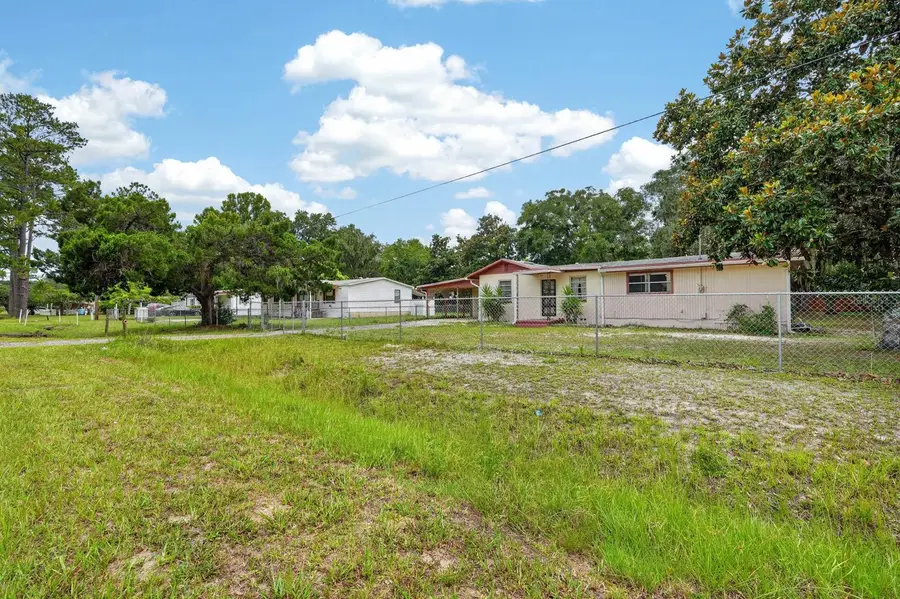 131 Dunn Avenue, San Mateo, FL 32187 - #2