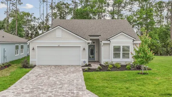 107 Green Circle, PALM COAST, FL 32164