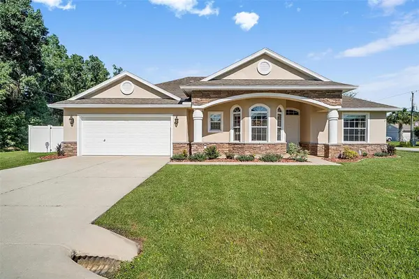 2 Lytton Lane, PALM COAST, FL 32137