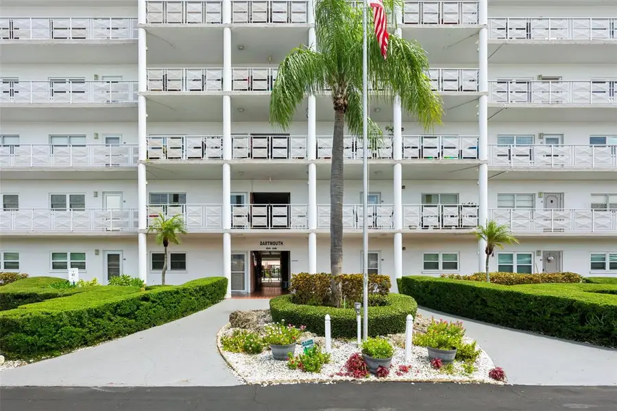 5501 80th Street N #402, Saint Petersburg, FL 33709 - #2