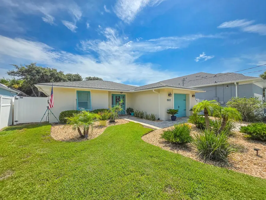 2617 S Daytona Avenue, Flagler Beach, FL 32136 - #2