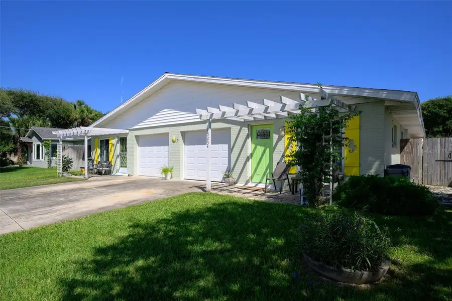 1523 S Daytona Avenue, Flagler Beach, FL 32136 - #2