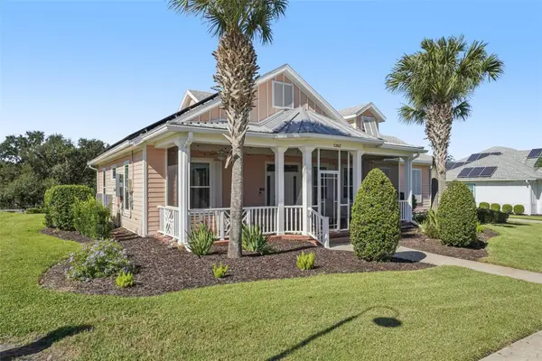 1262 Fiesta Key Circle, LADY LAKE, FL 32159