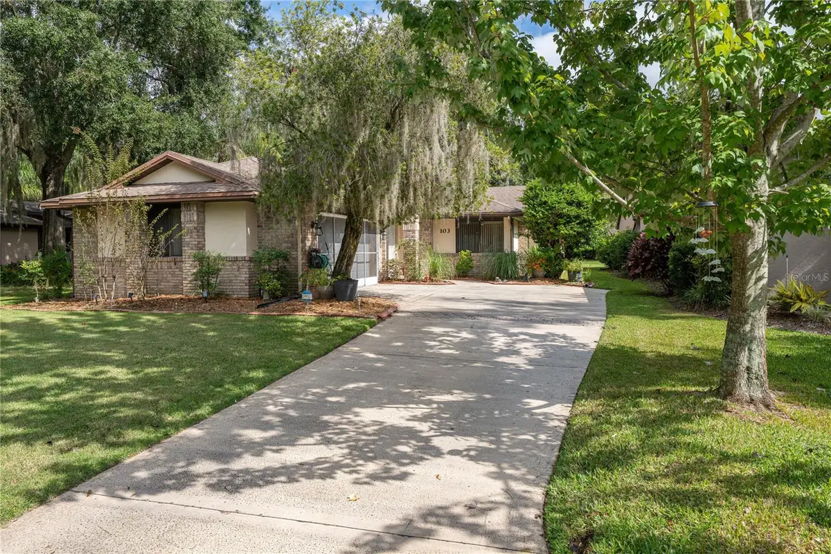 103 Waterwood Drive, Yalaha, FL 34797 - Image #1