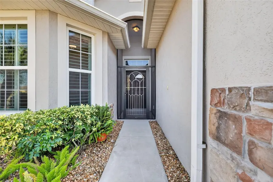 8852 Bridgeport Bay Circle, Mount Dora, FL 32757 - Image #2