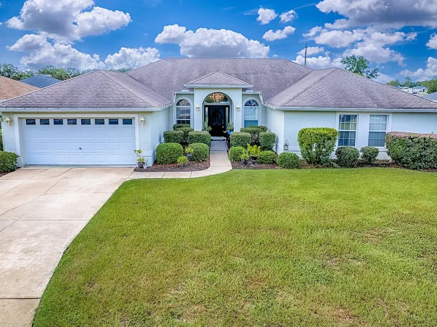 705 Lake Diamond Avenue, Ocala, FL 34472 - Image #2