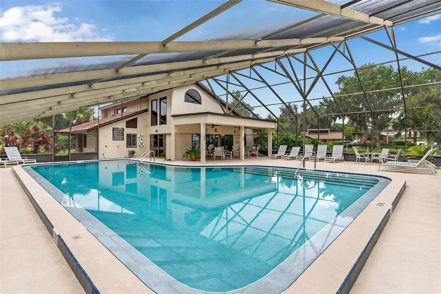 401 Clusterwood Drive, Yalaha, FL 34797 - Image #2