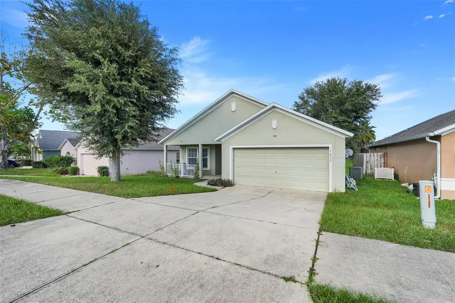 1057 Bluegrass Drive, Groveland, FL 34736 - Image #2