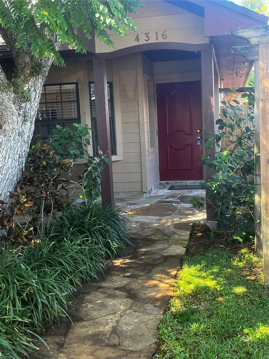 4316 Sandhurst Drive, Orlando, FL 32817 - Image #2