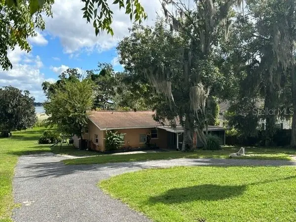 2316 N Griffin Drive, LEESBURG, FL 34748