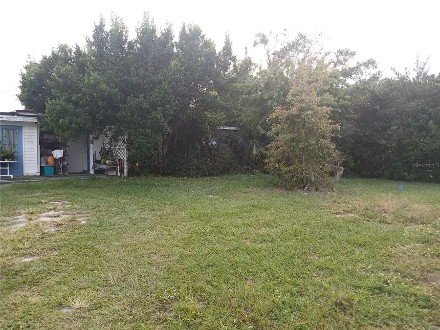 500 W Woodward Avenue, Eustis, FL 32726 - Image #2