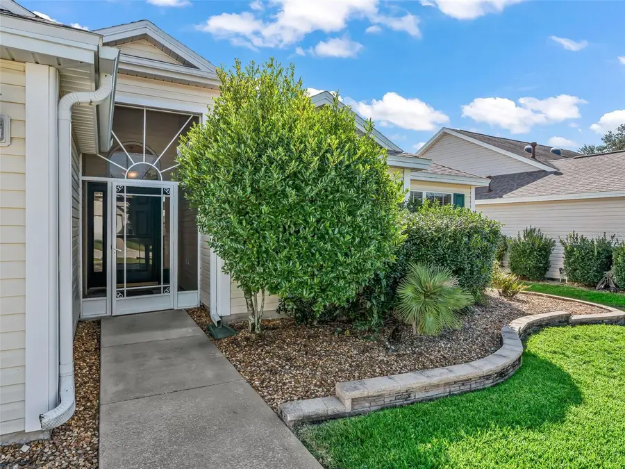 7764 SE 166th Smallwood Place, The Villages, FL 32162 - Image #2